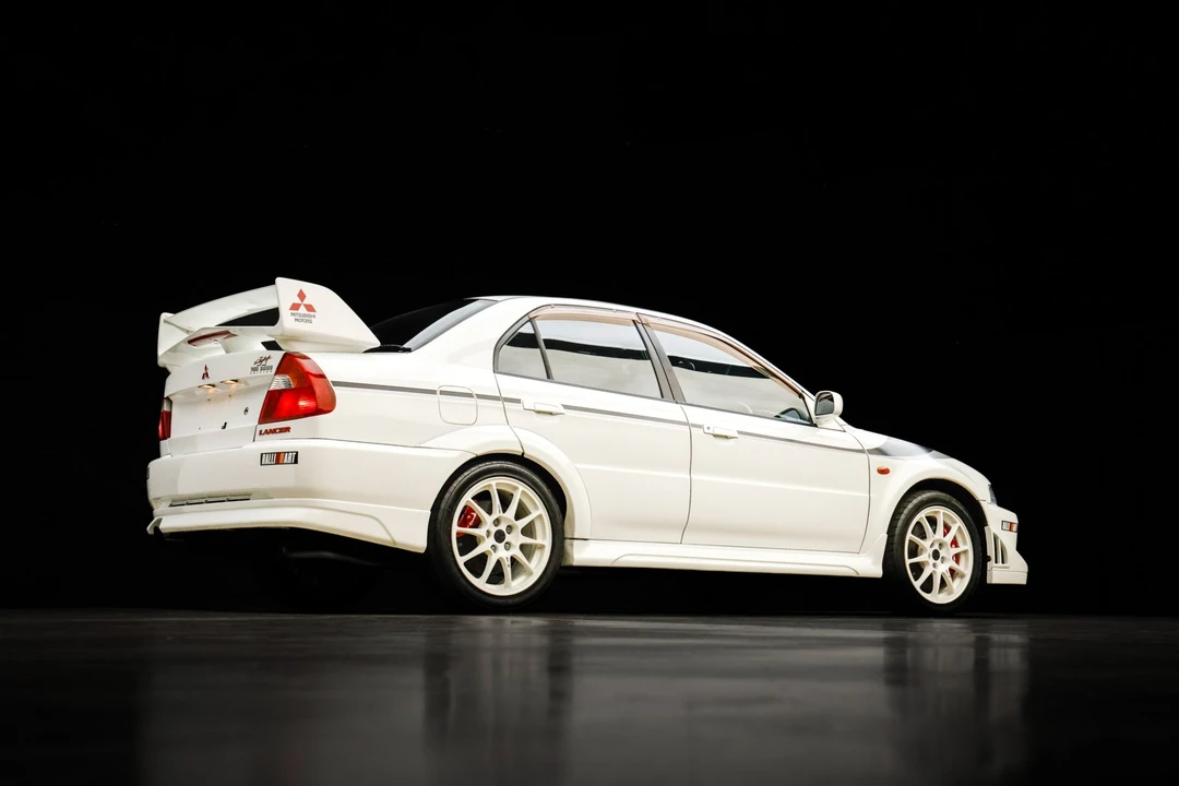 2000 Mitsubishi Lancer Evolution VI 6th Gen - Image 15 of 31