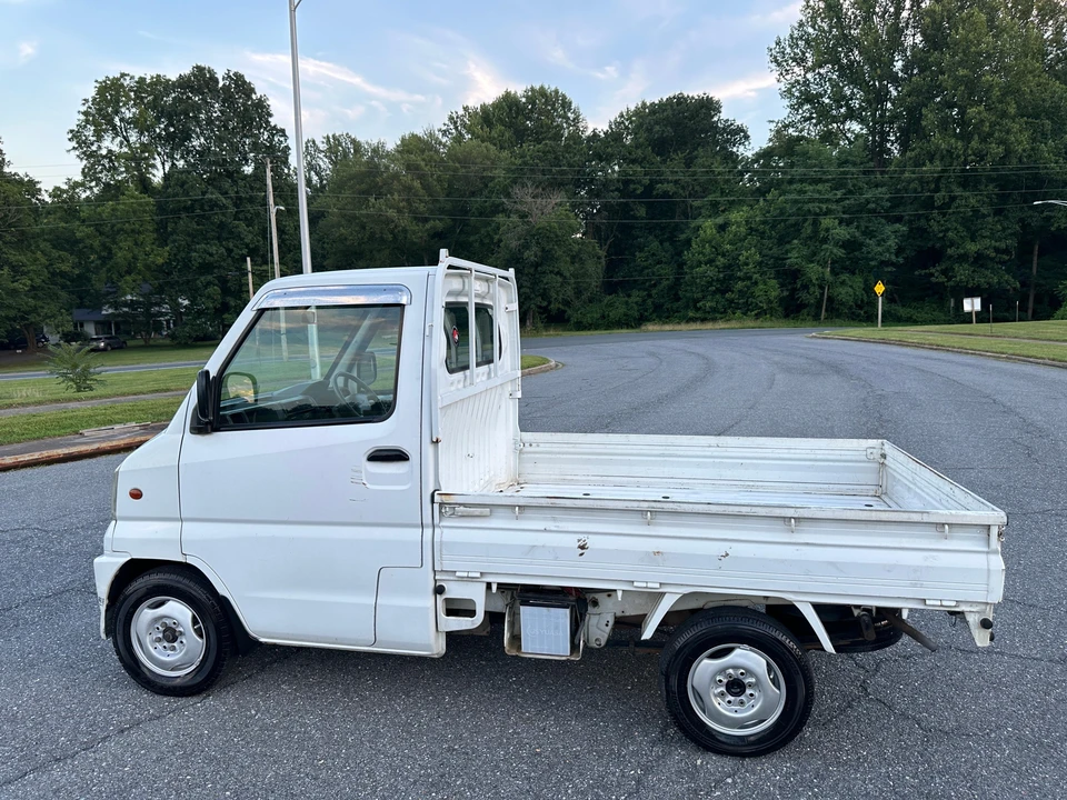 2000 Mitsubishi Minicab 6th Gen - Image 11 of 31
