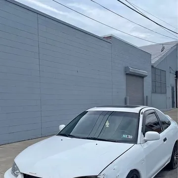 2000 Mitsubishi Mirage DE Coupe