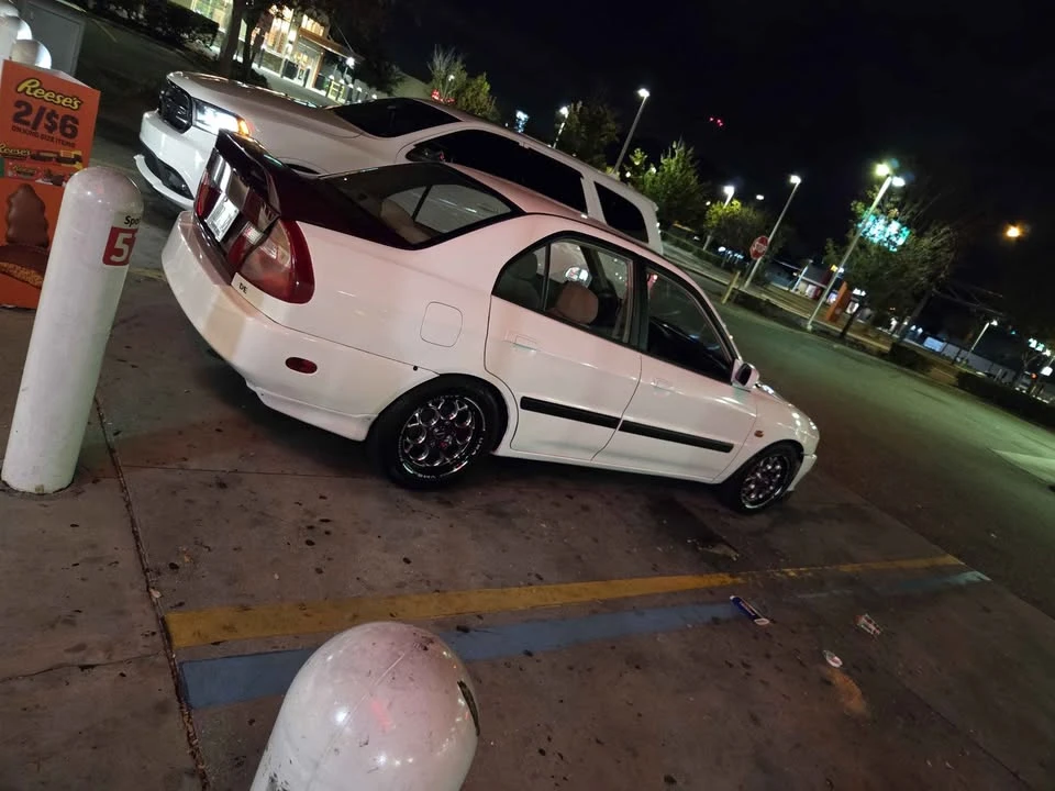 2000 Mitsubishi Mirage 4th Gen - Image 3 of 5