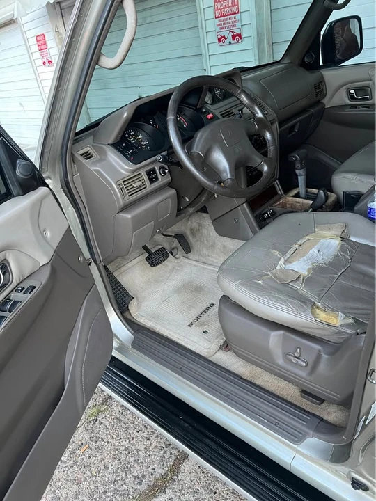 2000 Mitsubishi Pajero/Montero 3rd Gen - Image 5 of 11