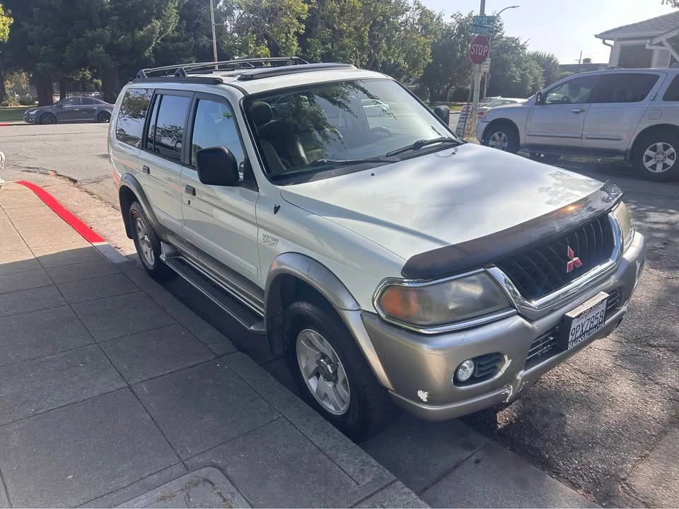 2000 Mitsubishi Pajero/Montero - Image 4 of 6