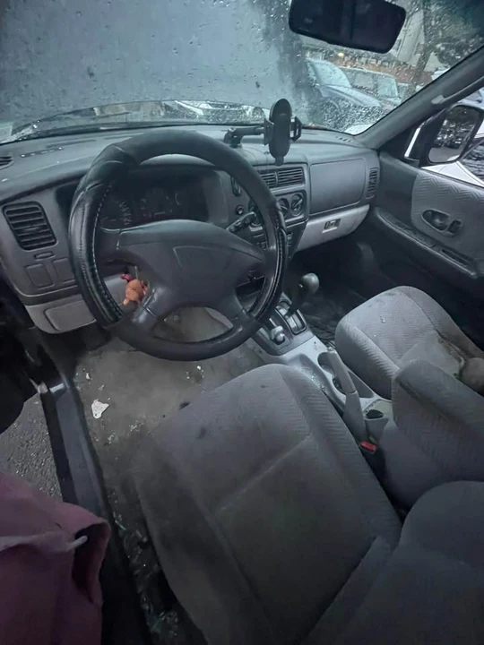 2000 Mitsubishi Pajero/Montero 3rd Gen - Image 7 of 15