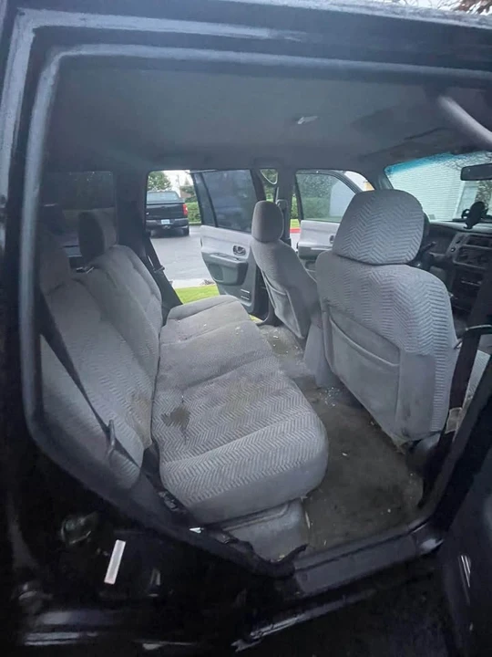 2000 Mitsubishi Pajero/Montero 3rd Gen - Image 3 of 15