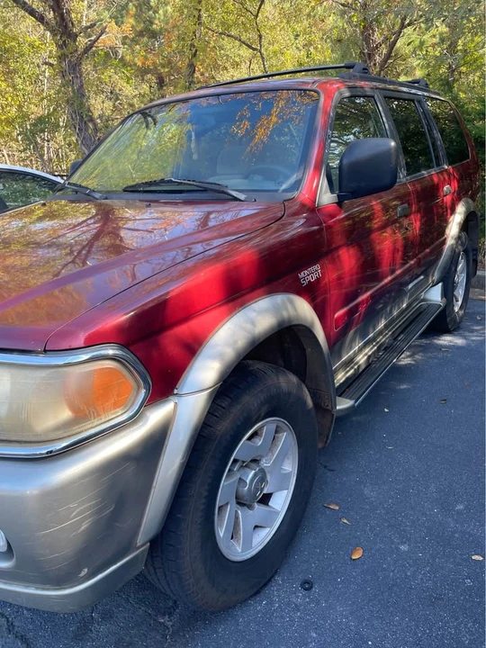 2000 Mitsubishi Pajero/Montero - Image 2 of 14