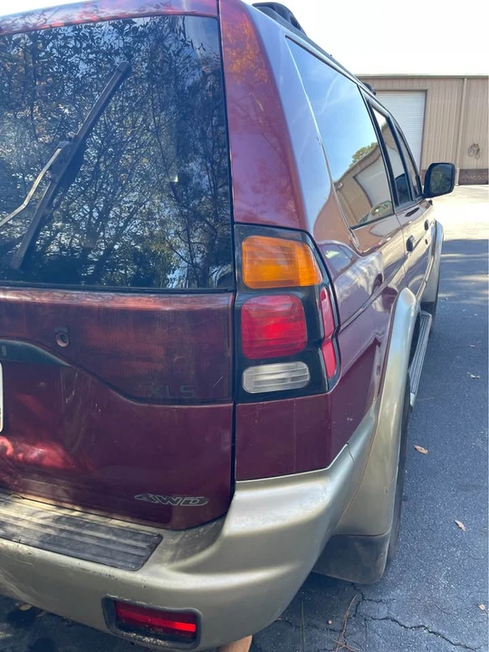 2000 Mitsubishi Pajero/Montero - Image 5 of 14