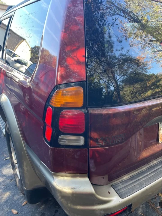 2000 Mitsubishi Pajero/Montero - Image 6 of 14