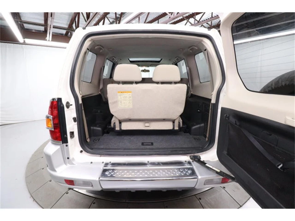 2000 Mitsubishi Pajero/Montero 3rd Gen - Image 30 of 31