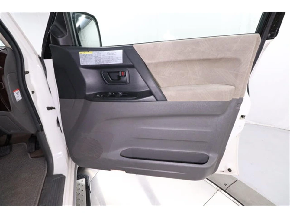 2000 Mitsubishi Pajero/Montero 3rd Gen - Image 26 of 31