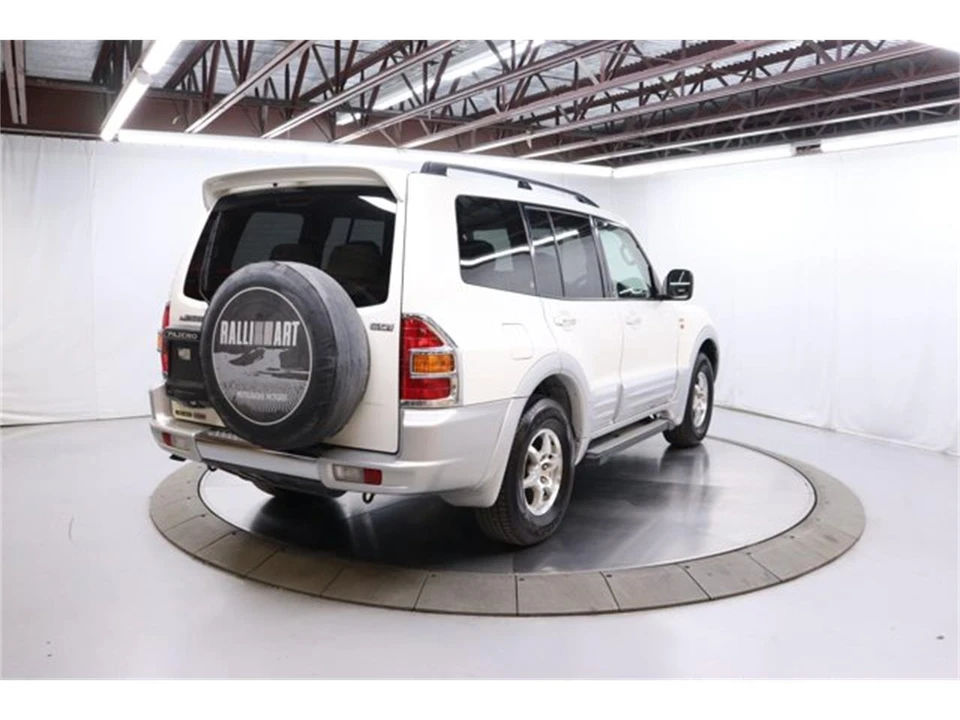 2000 Mitsubishi Pajero/Montero 3rd Gen - Image 7 of 31