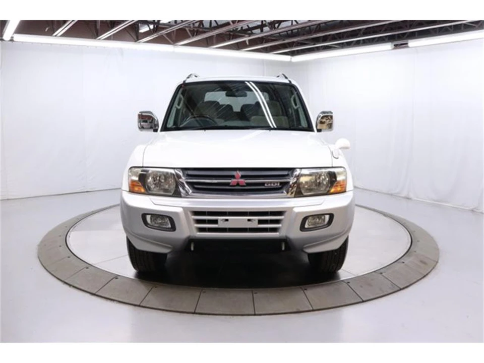 2000 Mitsubishi Pajero/Montero 3rd Gen - Image 3 of 31