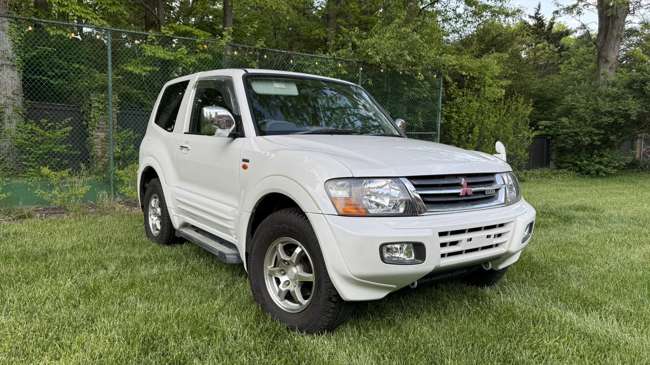 2000 Mitsubishi Pajero/Montero 3rd Gen - Image 6 of 31