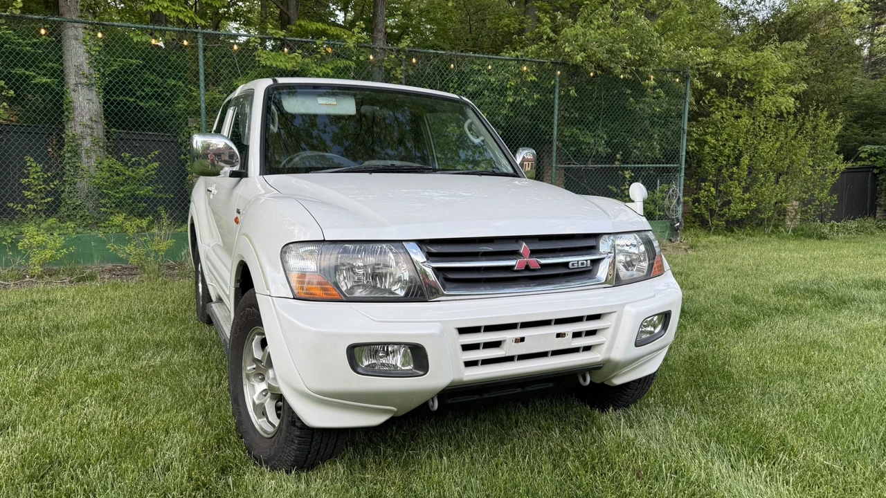 2000 Mitsubishi Pajero/Montero 3rd Gen - Image 10 of 31