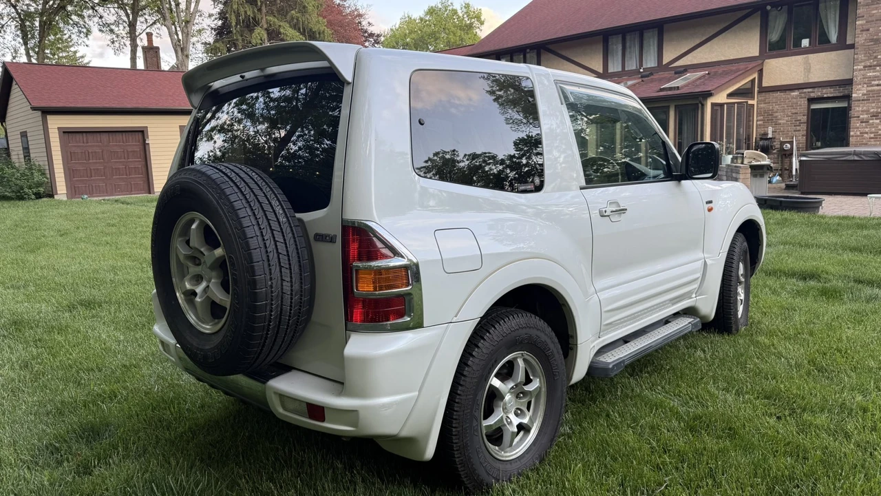 2000 Mitsubishi Pajero/Montero 3rd Gen - Image 22 of 31