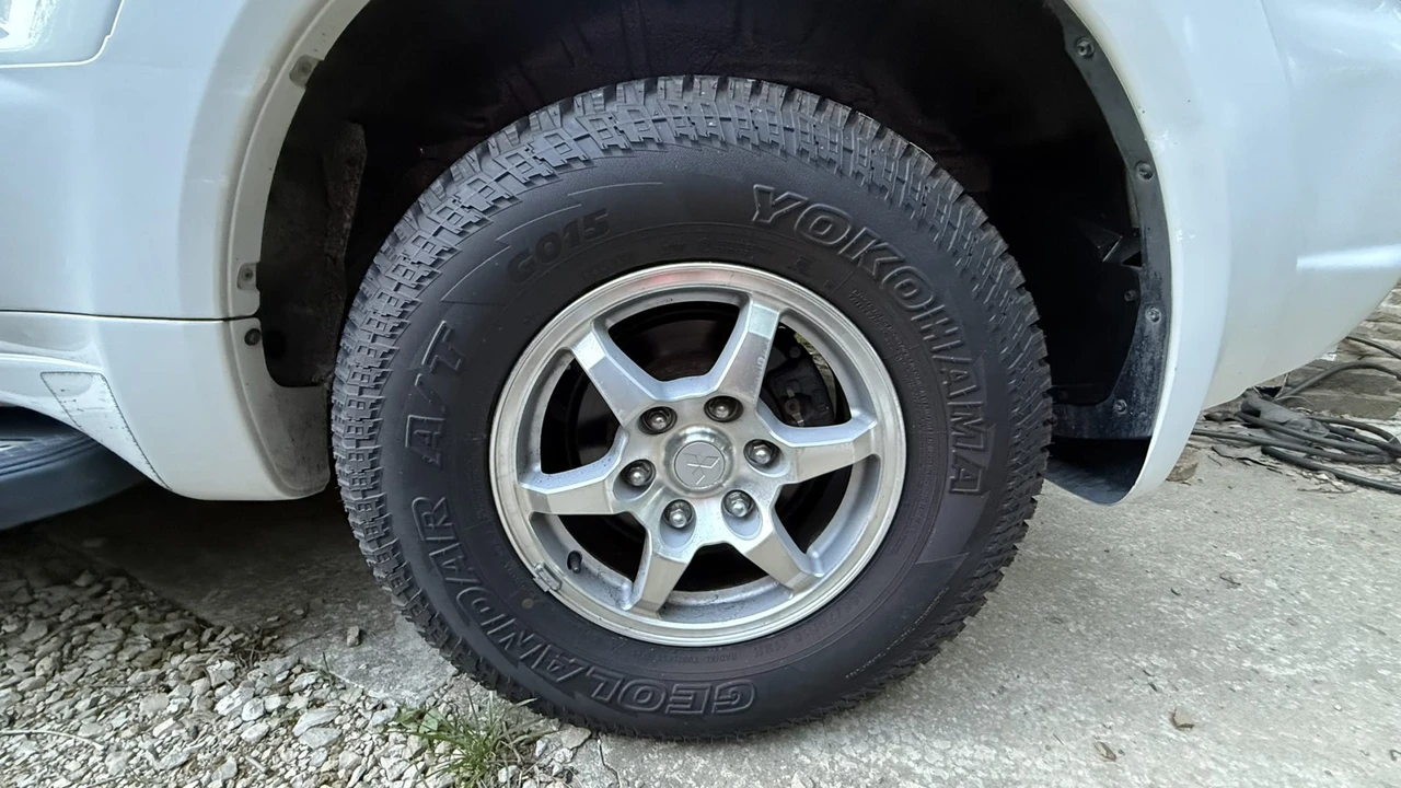 2000 Mitsubishi Pajero/Montero 3rd Gen - Image 31 of 31
