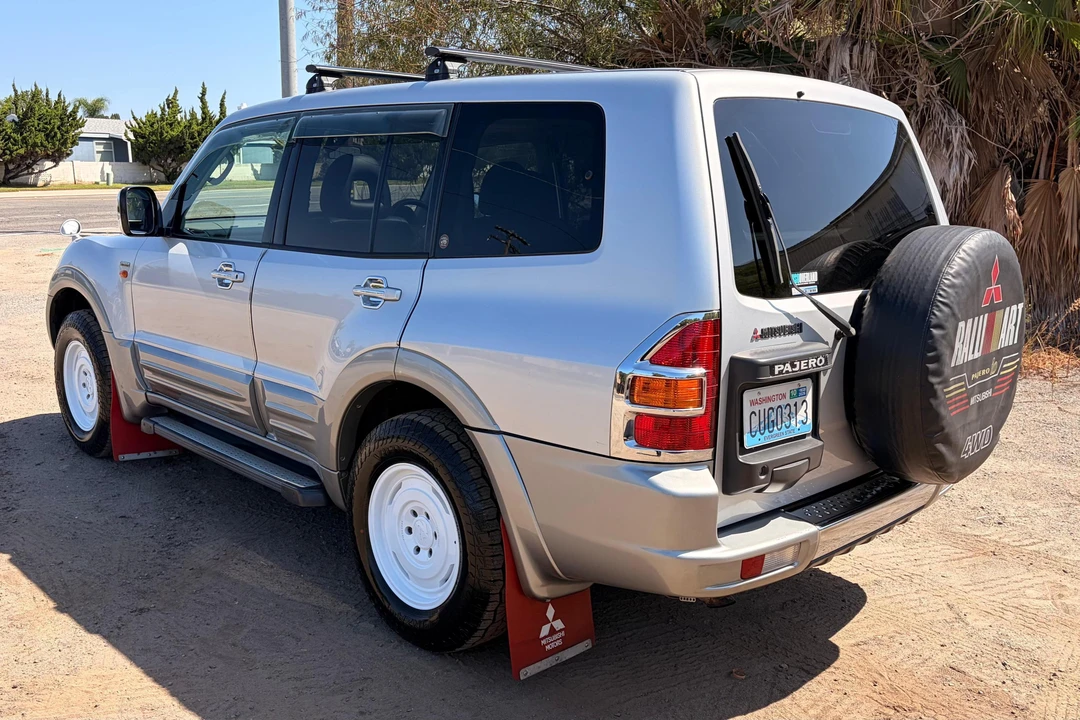2000 Mitsubishi Pajero/Montero 3rd Gen - Image 4 of 31