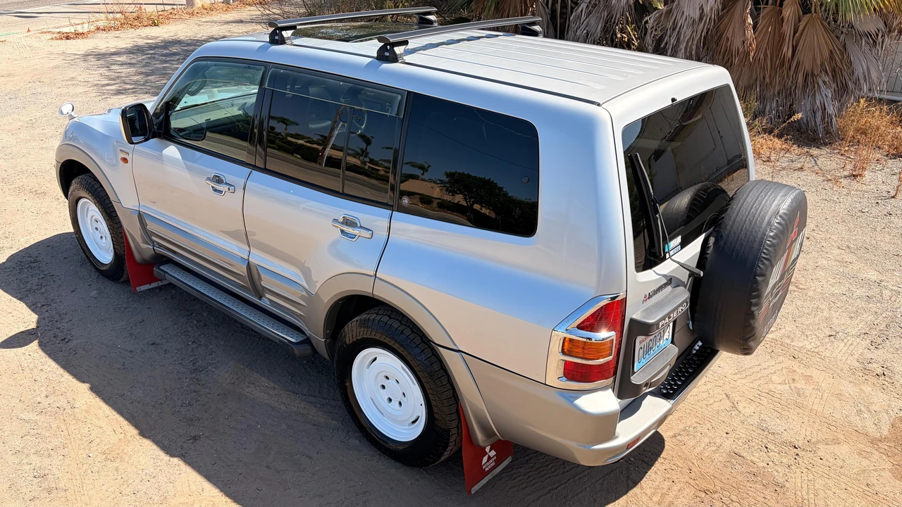 2000 Mitsubishi Pajero/Montero 3rd Gen - Image 18 of 31