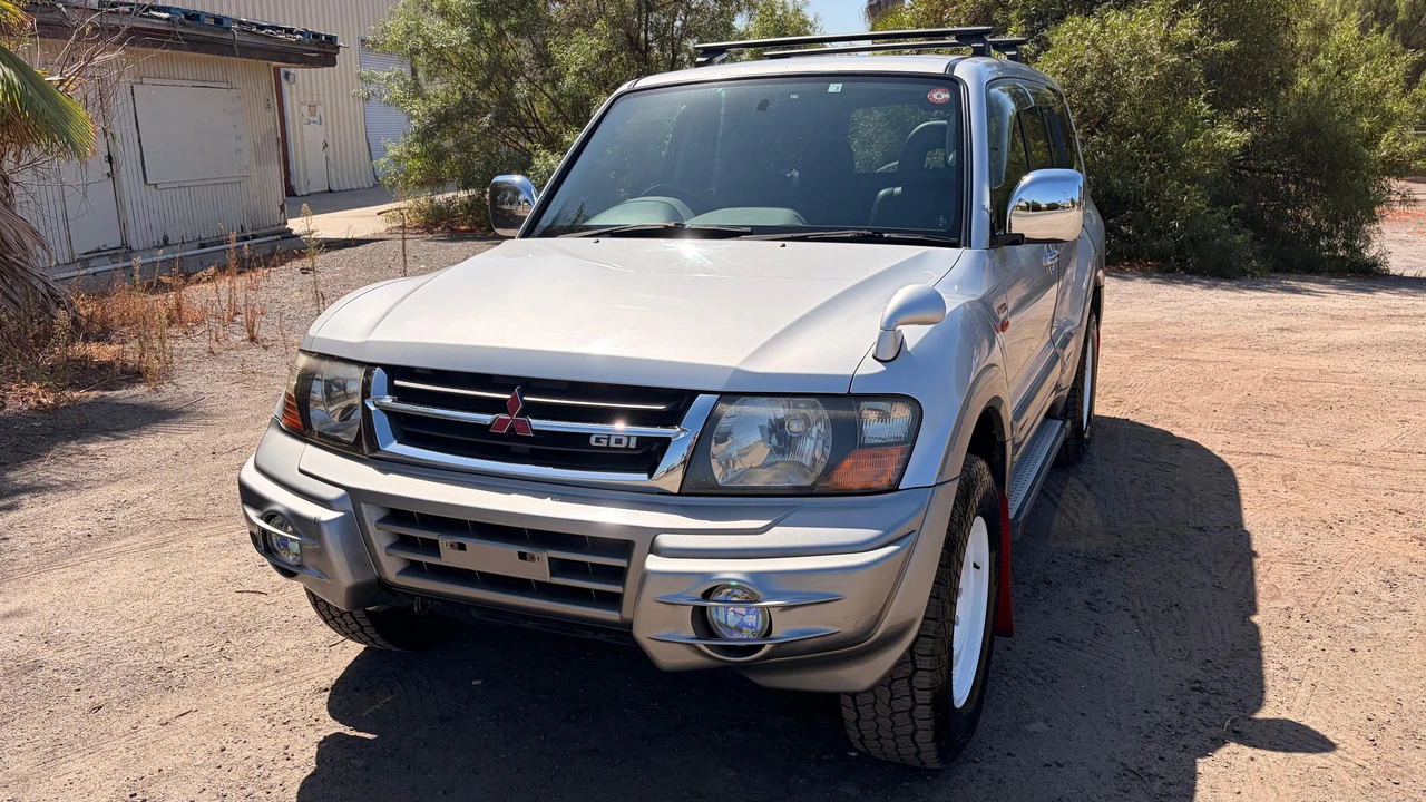 2000 Mitsubishi Pajero/Montero 3rd Gen - Image 6 of 31