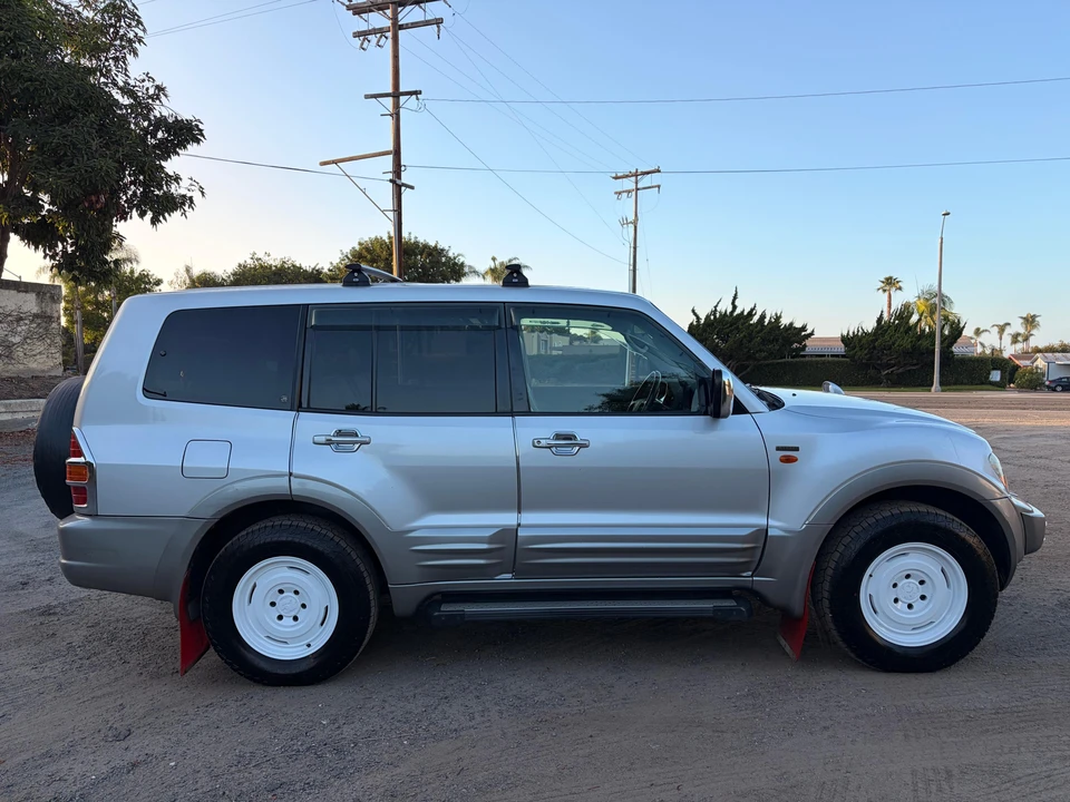2000 Mitsubishi Pajero/Montero 3rd Gen - Image 16 of 31