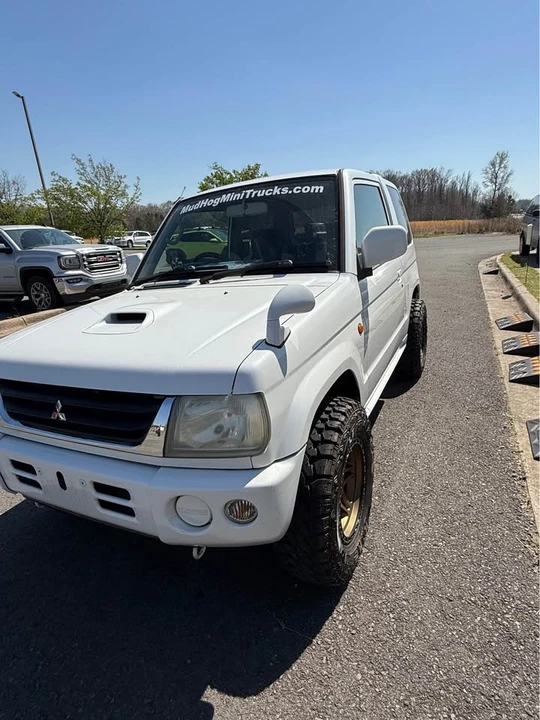2000 Mitsubishi Pajero/Montero - Image 5 of 13