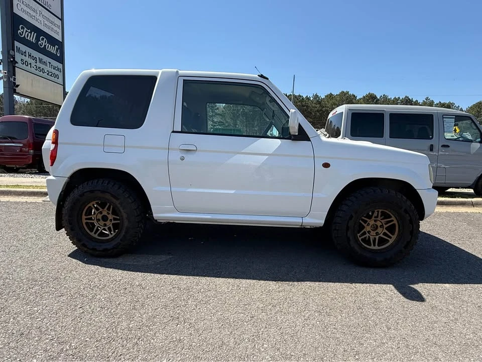 2000 Mitsubishi Pajero/Montero - Image 4 of 13