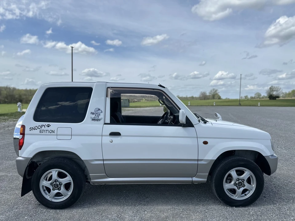 2000 Mitsubishi Pajero/Montero 3rd Gen - Image 10 of 31