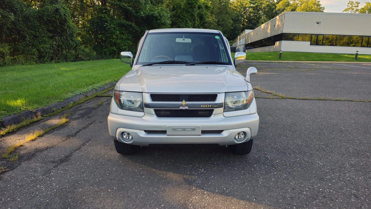 2000 Mitsubishi Pajero/Montero 3rd Gen - Image 3 of 31