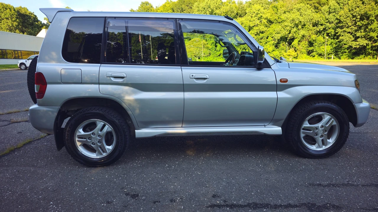 2000 Mitsubishi Pajero/Montero 3rd Gen - Image 7 of 31
