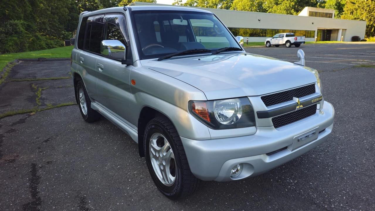 2000 Mitsubishi Pajero/Montero 3rd Gen - Image 6 of 31