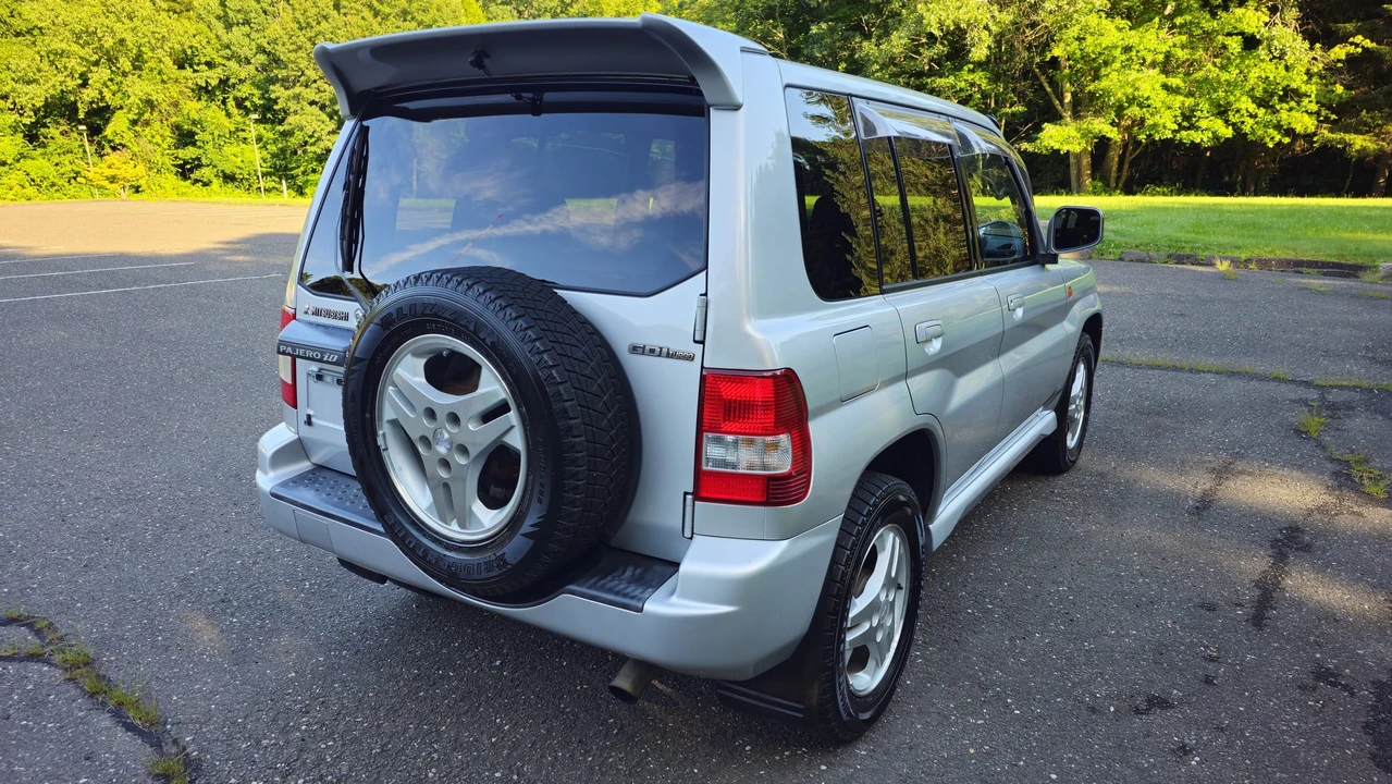 2000 Mitsubishi Pajero/Montero 3rd Gen - Image 10 of 31