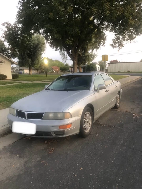 2000 Mitsubishi Diamante 2nd Gen - Image 2 of 3