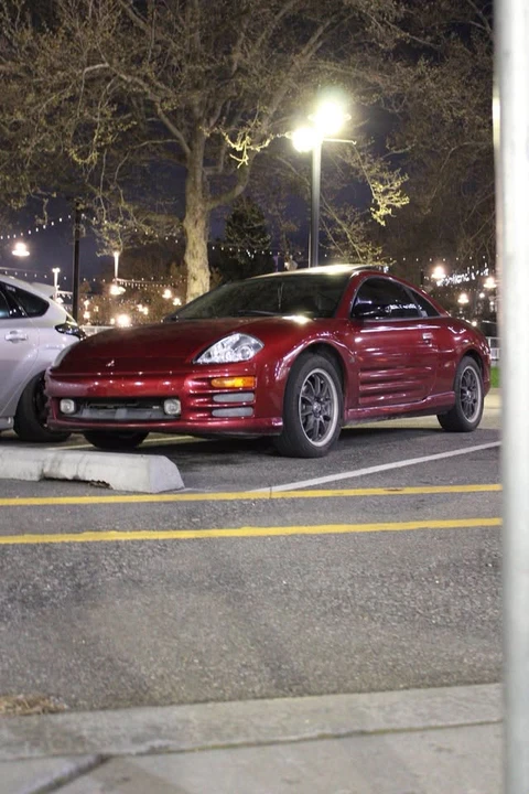 2000 Mitsubishi Eclipse 3rd Gen - Image 2 of 5