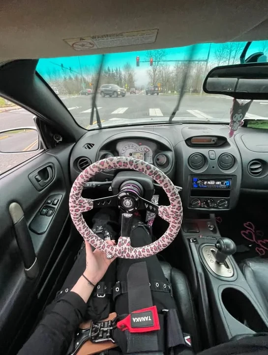 2000 Mitsubishi Eclipse 3rd Gen - Image 3 of 6