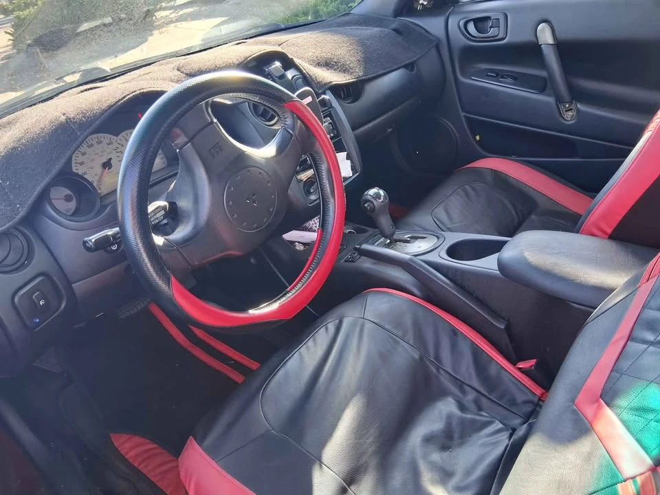 2000 Mitsubishi Eclipse 3rd Gen - Image 2 of 8