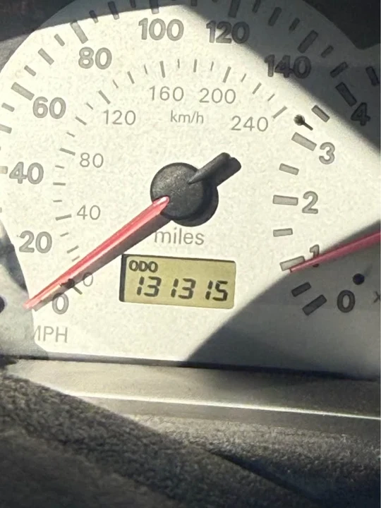 2000 Mitsubishi Eclipse 3rd Gen - Image 10 of 10
