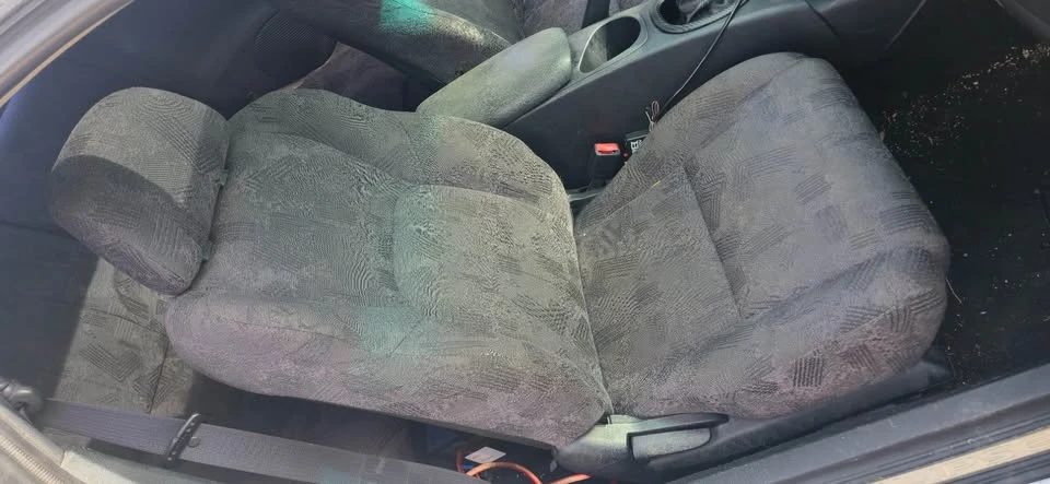 2000 Mitsubishi Eclipse 3rd Gen - Image 6 of 10