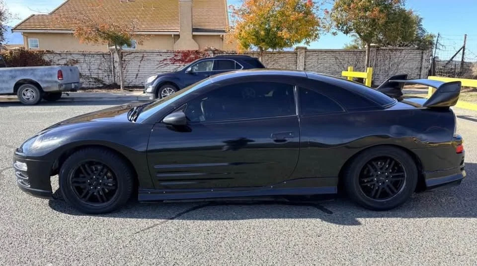 2000 Mitsubishi Eclipse 3rd Gen - Image 2 of 9