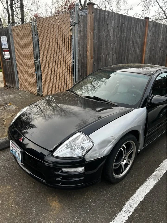 2000 Mitsubishi Eclipse 3rd Gen - Image 3 of 10