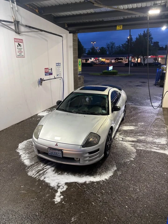 2000 Mitsubishi Eclipse 3rd Gen - Image 3 of 17