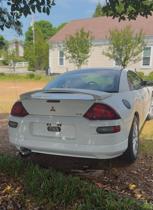 2000 Mitsubishi Eclipse 3rd Gen - Image 2 of 6