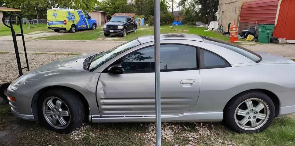 2000 Mitsubishi Eclipse 3rd Gen - Image 4 of 7