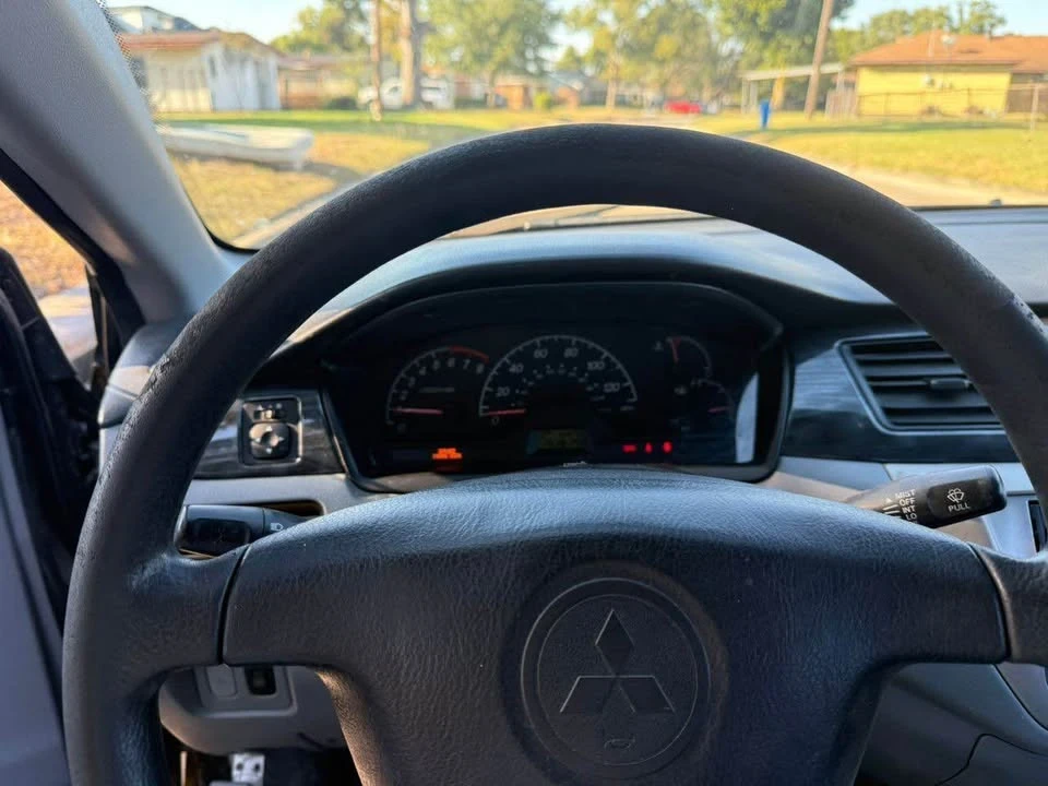 2000 Mitsubishi Lancer 6th Gen - Image 8 of 11