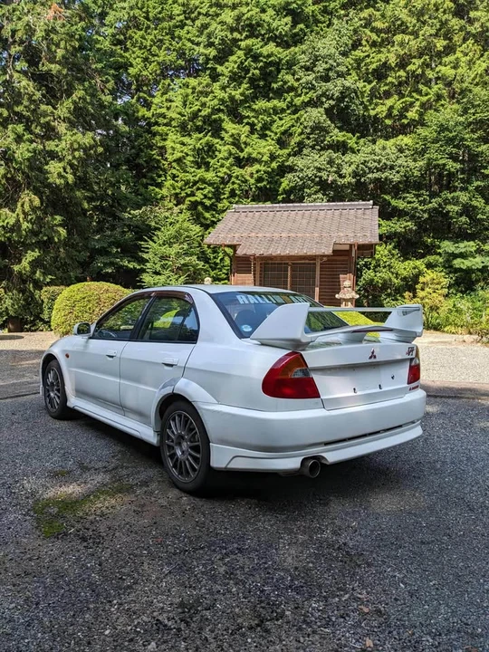2000 Mitsubishi Lancer Evolution VI 6th Gen - Image 5 of 9