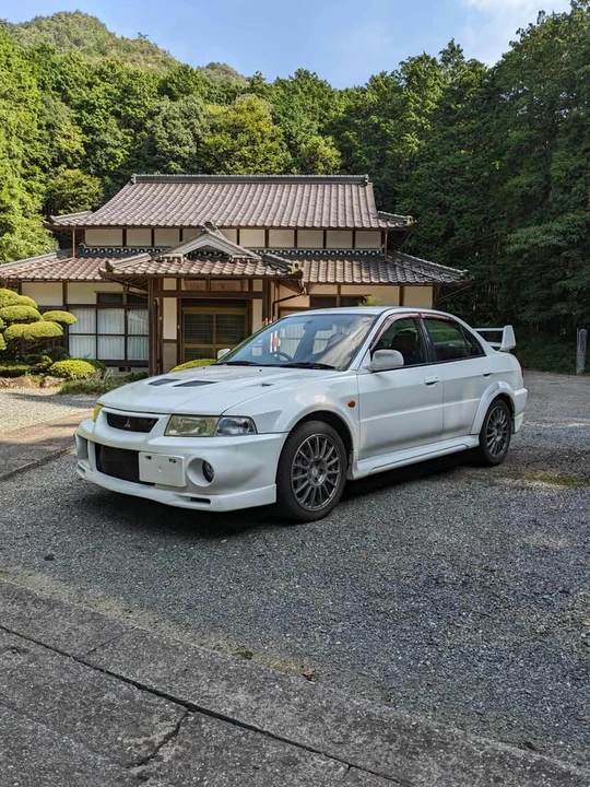 2000 Mitsubishi Lancer Evolution VI 6th Gen - Image 8 of 9