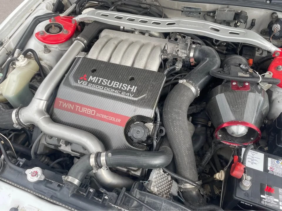 2000 Mitsubishi Galant VR-4 8th Gen - Image 2 of 9