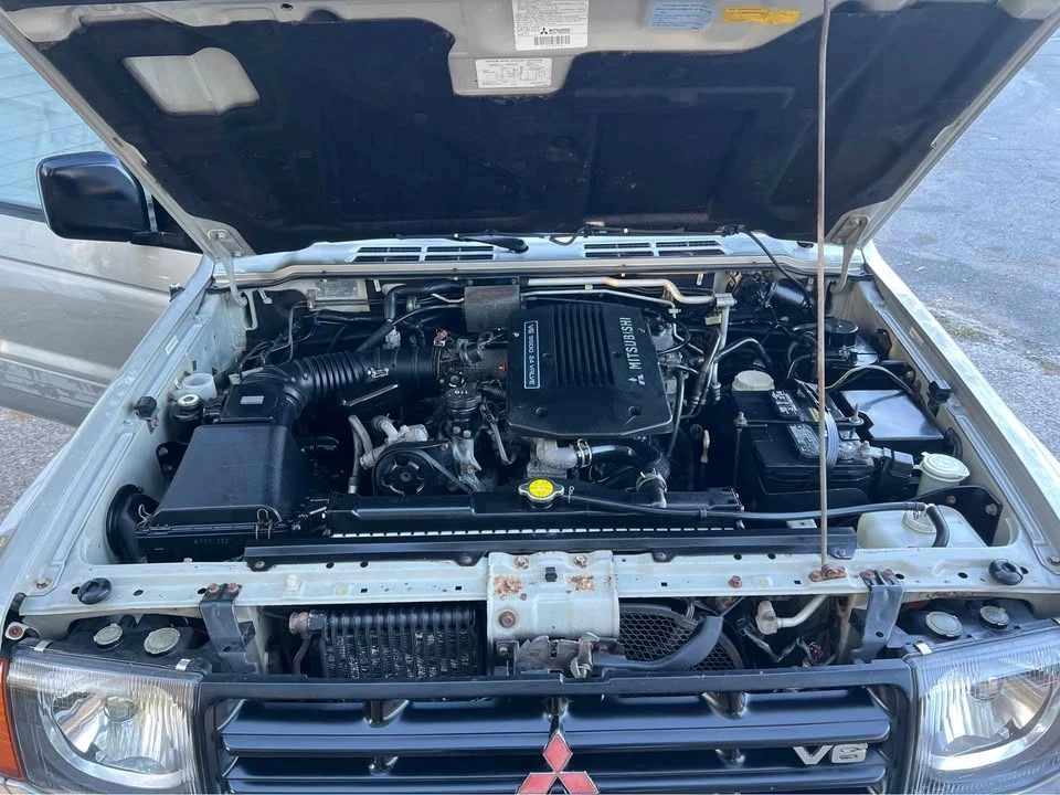 2000 Mitsubishi Pajero/Montero 3rd Gen - Image 11 of 11
