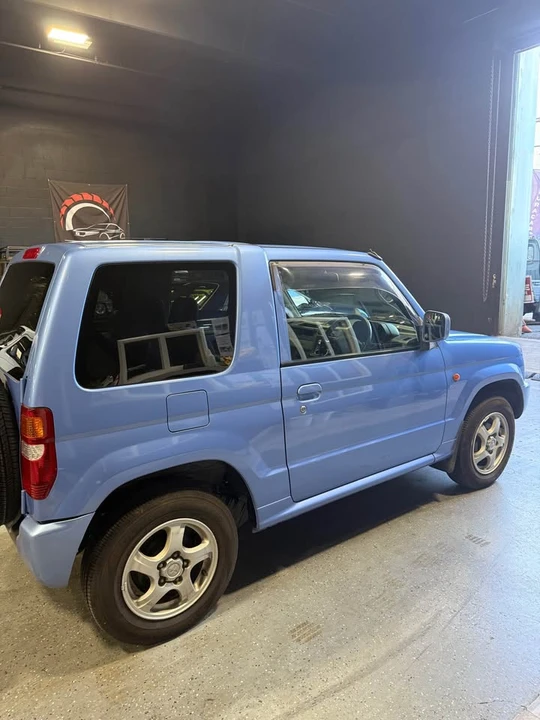 2000 Mitsubishi Pajero/Montero - Image 11 of 20