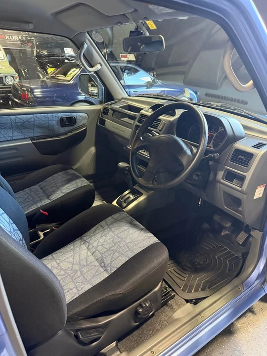 2000 Mitsubishi Pajero/Montero - Image 12 of 20