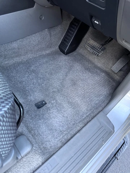 2000 Mitsubishi Pajero/Montero 3rd Gen - Image 12 of 20