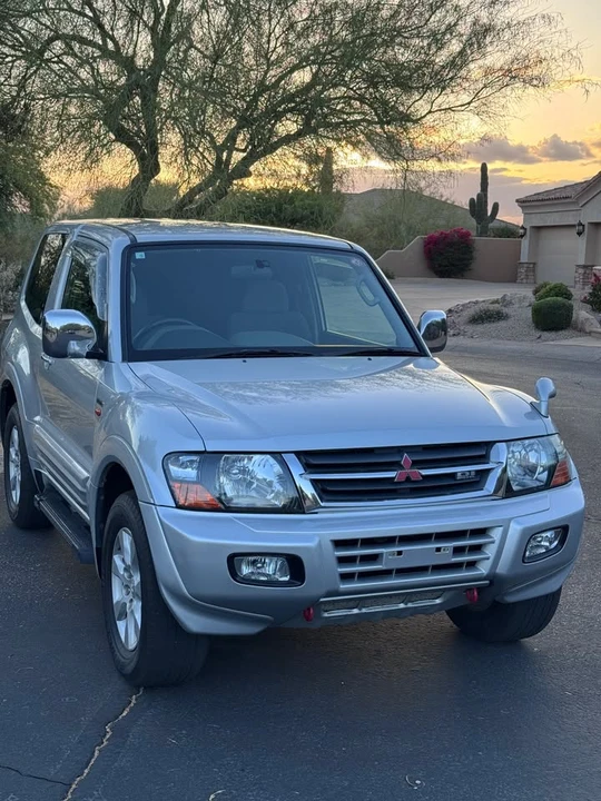 2000 Mitsubishi Pajero/Montero 3rd Gen - Image 2 of 20